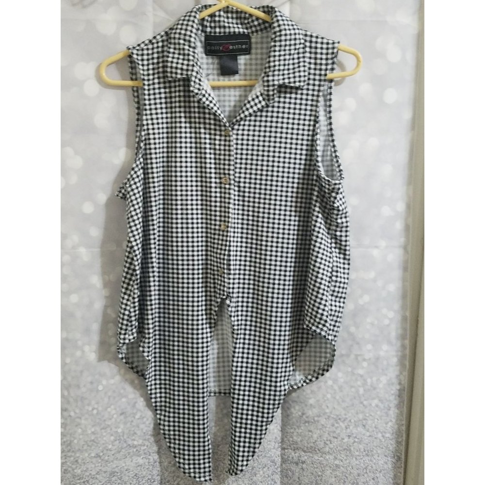 Women's Polly & Esther XL Sleeveless Tie Front Top Checkered Black and White